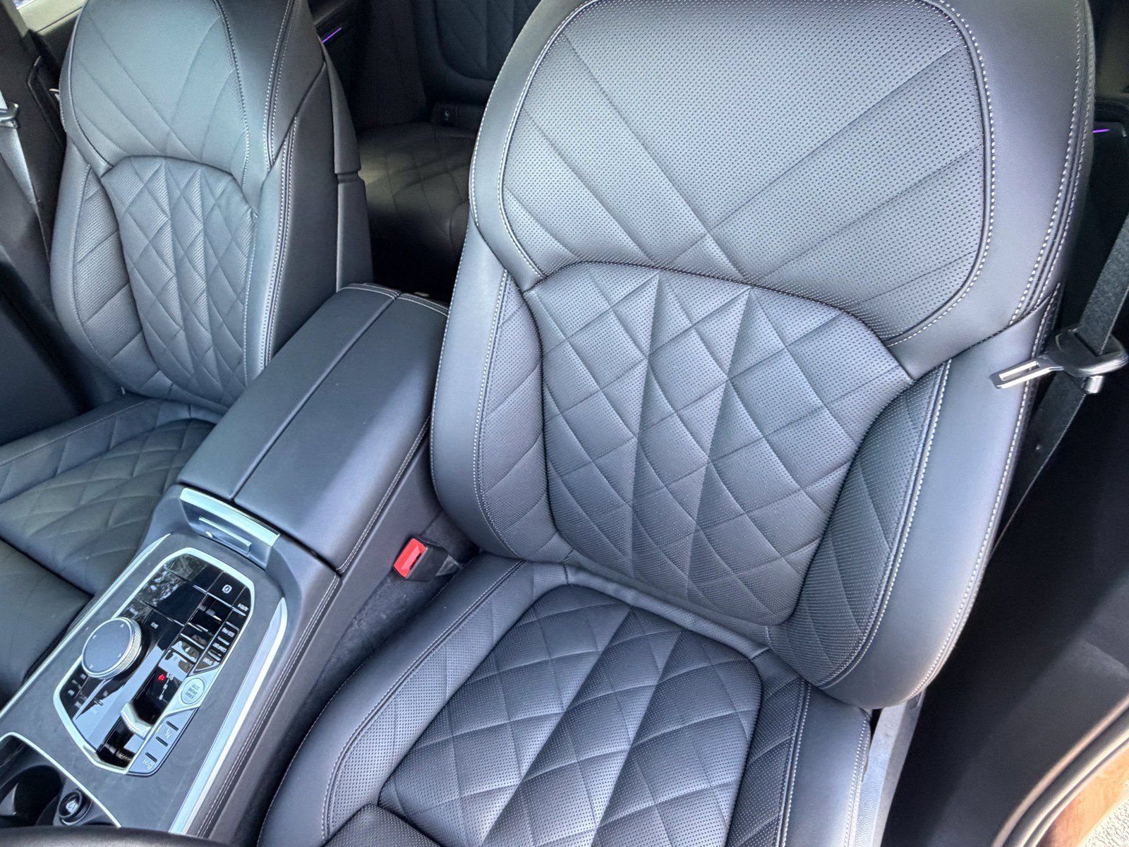 Certified 2025 BMW X5 sDrive40i w/ Climate Comfort Package RWD image 24