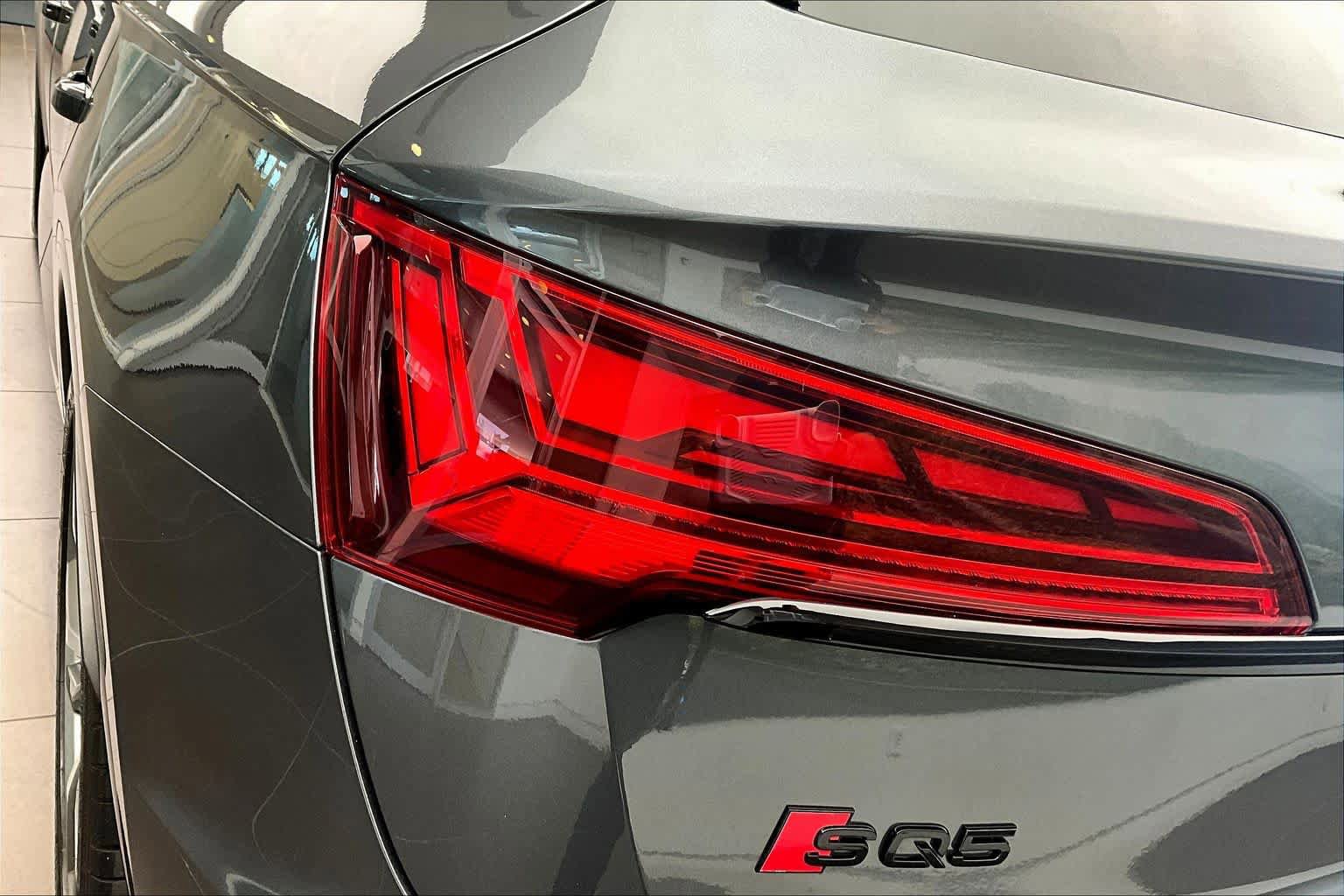 Certified 2024 Audi SQ5 Premium Plus w/ S Sport Package image 27