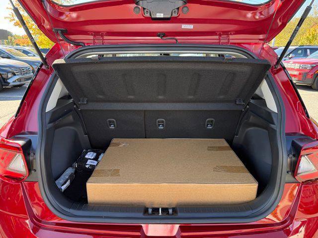 New 2026 Hyundai Venue SEL image 29