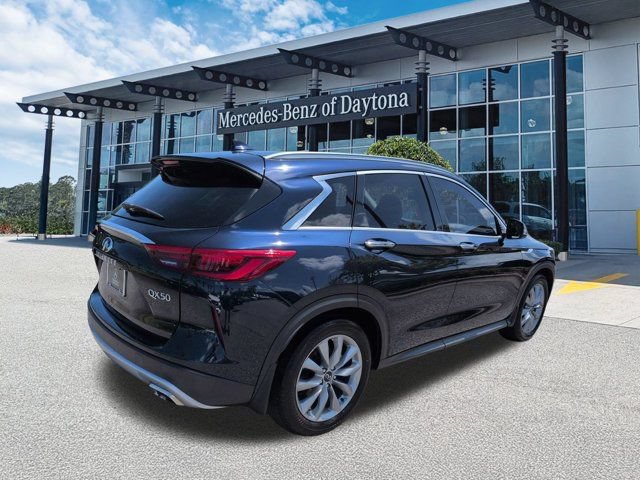 Used 2021 INFINITI QX50 Luxe FWD image 4