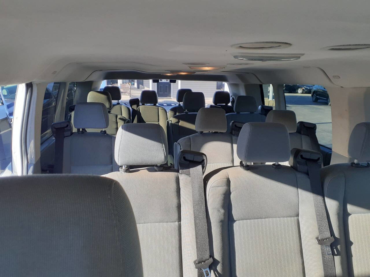 Used 2015 Ford Transit 350 XLT image 17