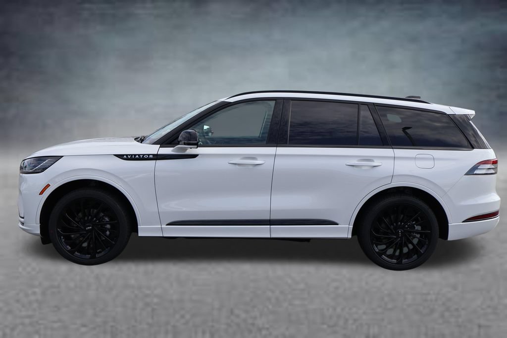New 2027 Lincoln Aviator Reserve AWD/4WD image 4