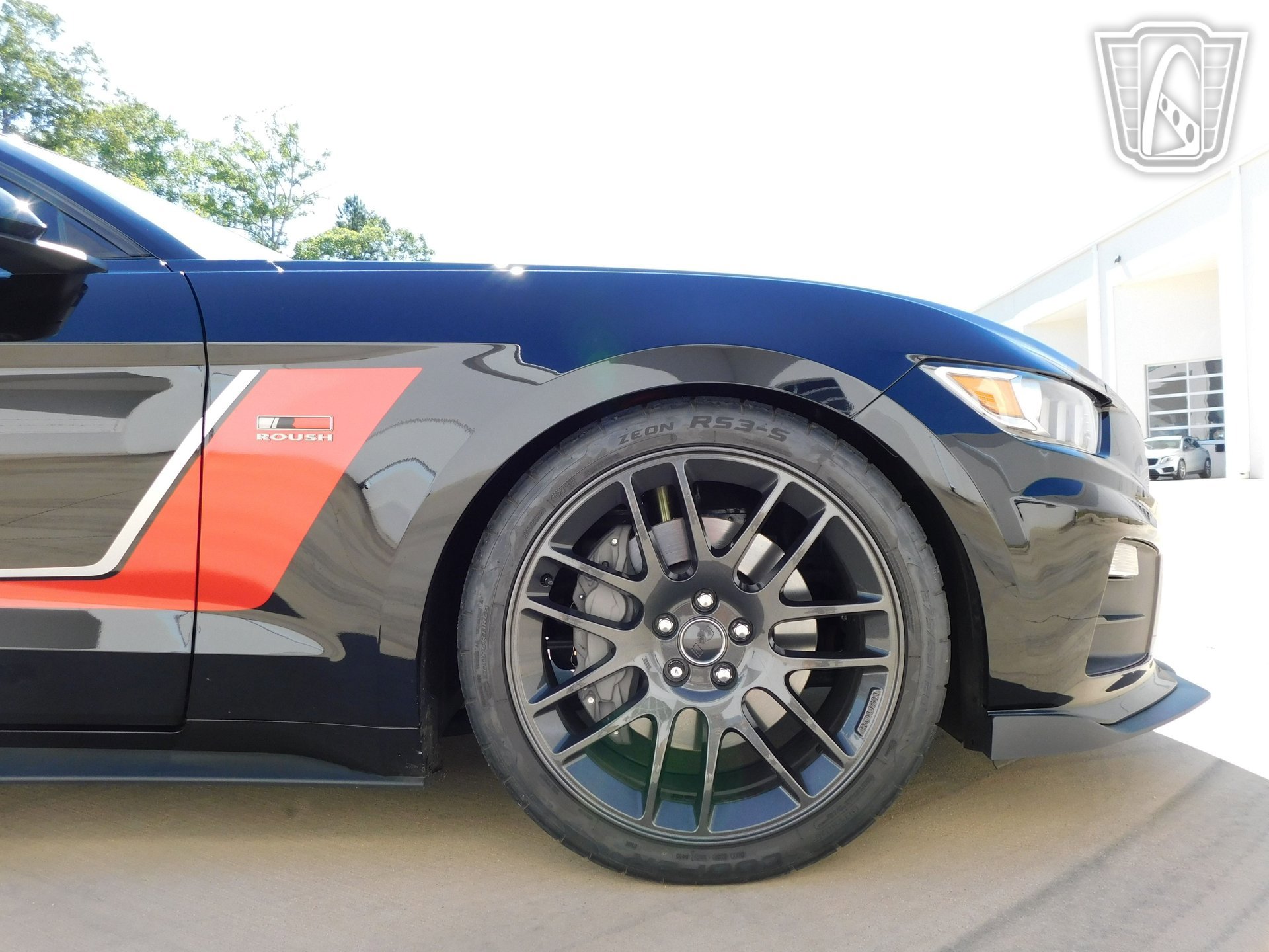 Used 2017 Ford Mustang GT Premium RWD image 33