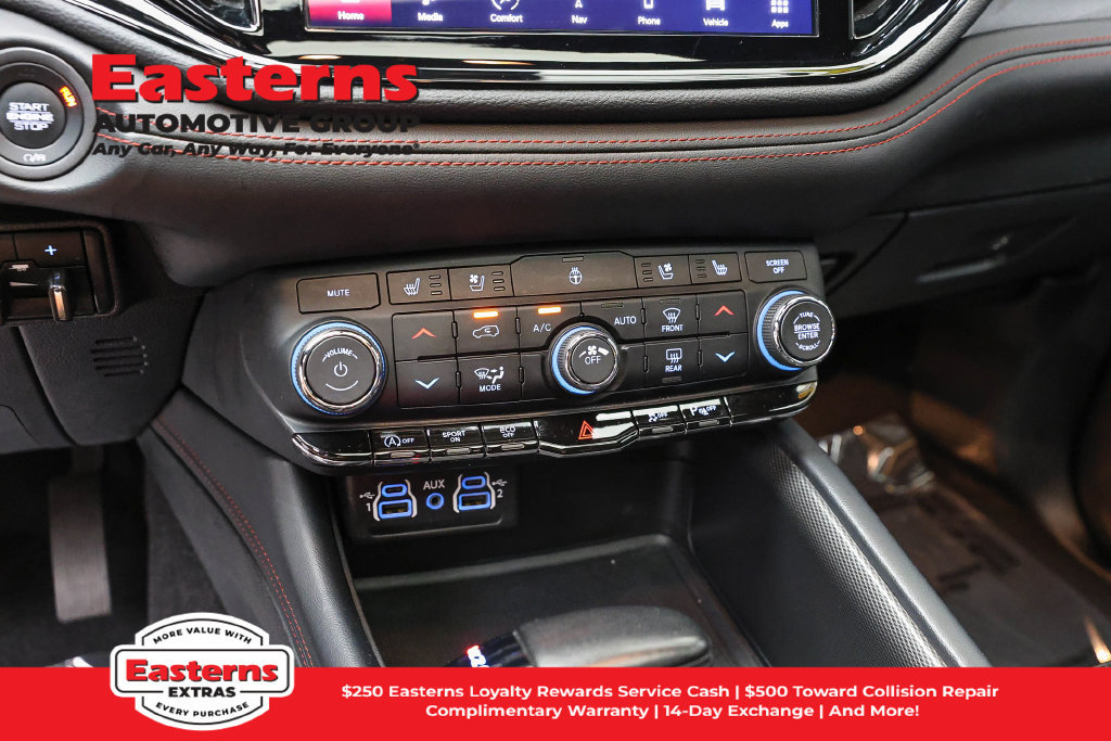 Used 2024 Dodge Durango GT AWD/4WD image 21