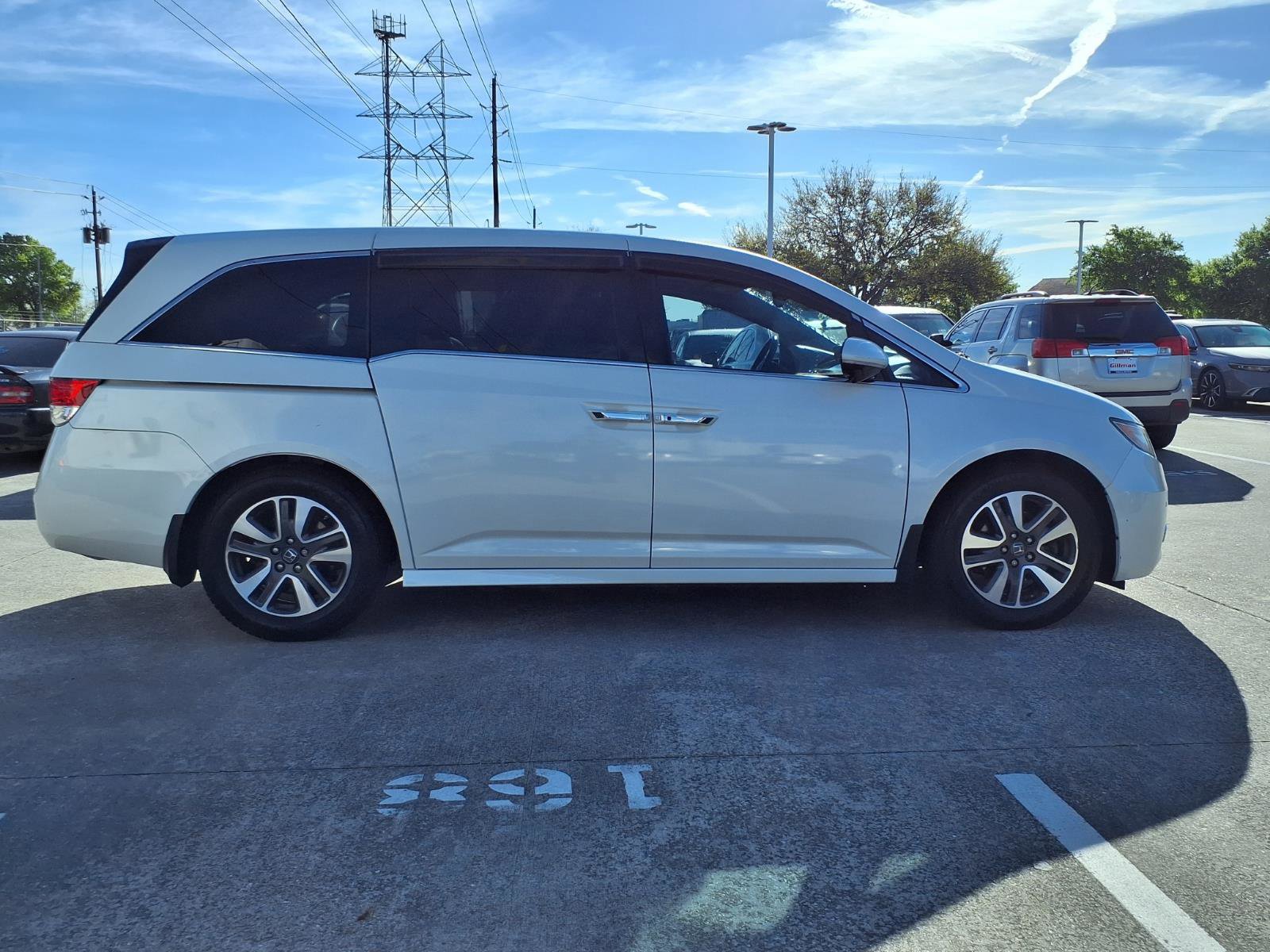 Used 2015 Honda Odyssey Touring image 25