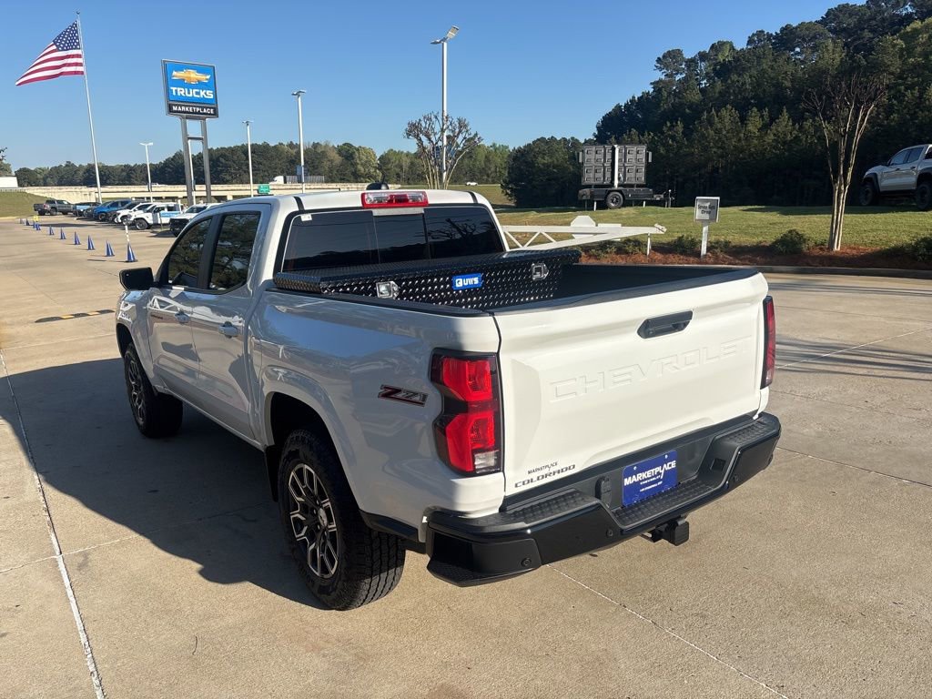 Used 2025 Chevrolet Colorado Z71 w/ Technology Package image 22