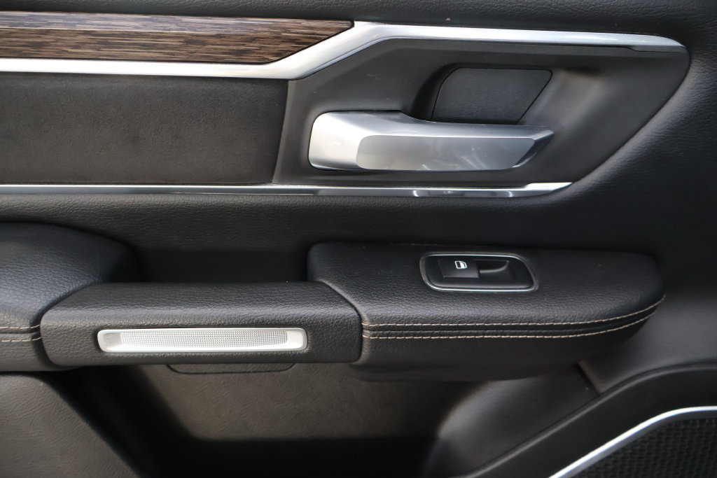 Used 2019 RAM 1500 Laramie AWD/4WD image 51