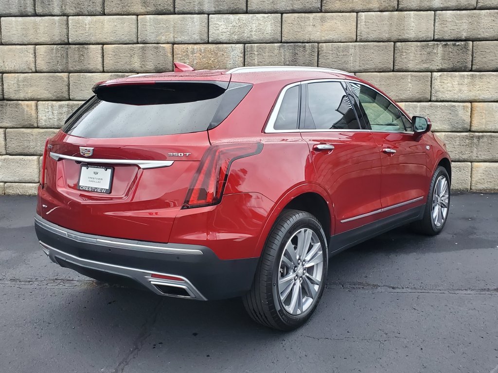 Used 2023 Cadillac XT5 Premium Luxury w/ LPO, Floor Liner Package AWD/4WD image 5