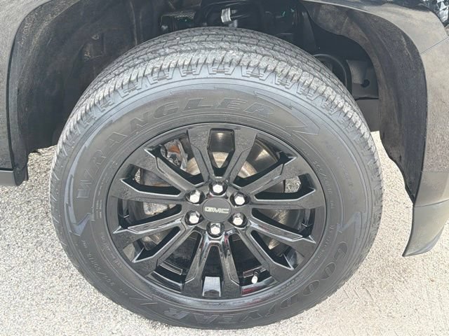 Used 2022 GMC Canyon Elevation w/ Trailering Package RWD image 9