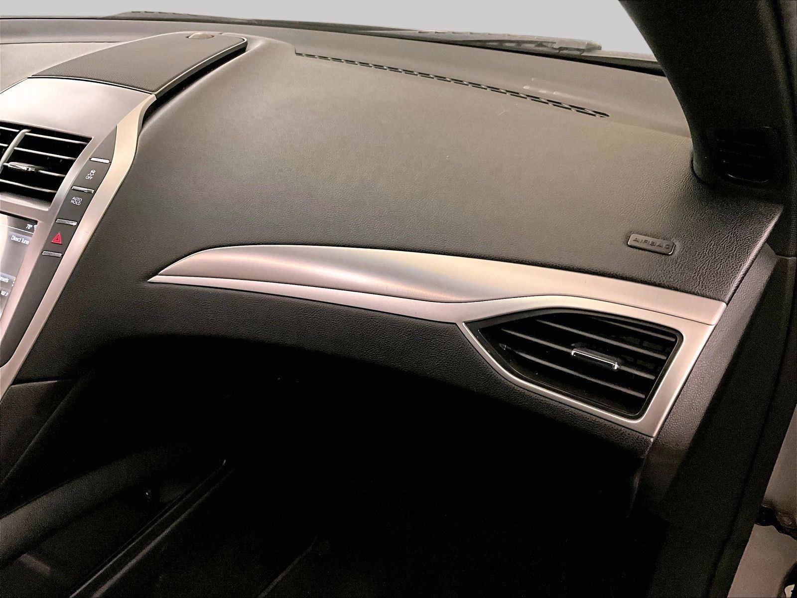 Used 2017 Lincoln MKZ Premiere image 16