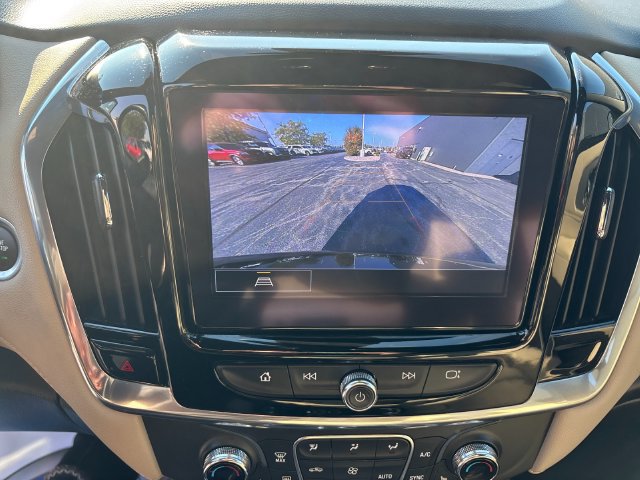 Used 2022 Chevrolet Traverse LT AWD/4WD image 23