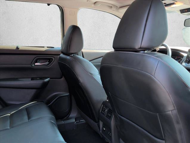 Used 2023 Nissan Rogue SL w/ SL Premium Package AWD/4WD image 22