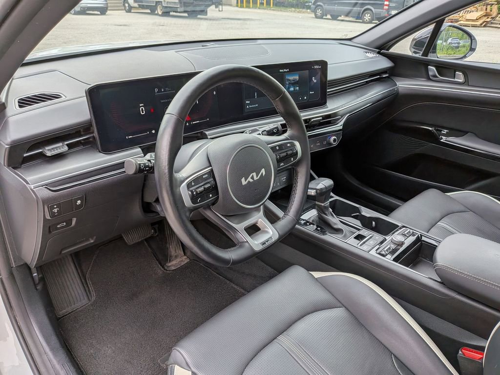 Used 2025 Kia K5 GT-Line AWD/4WD image 12
