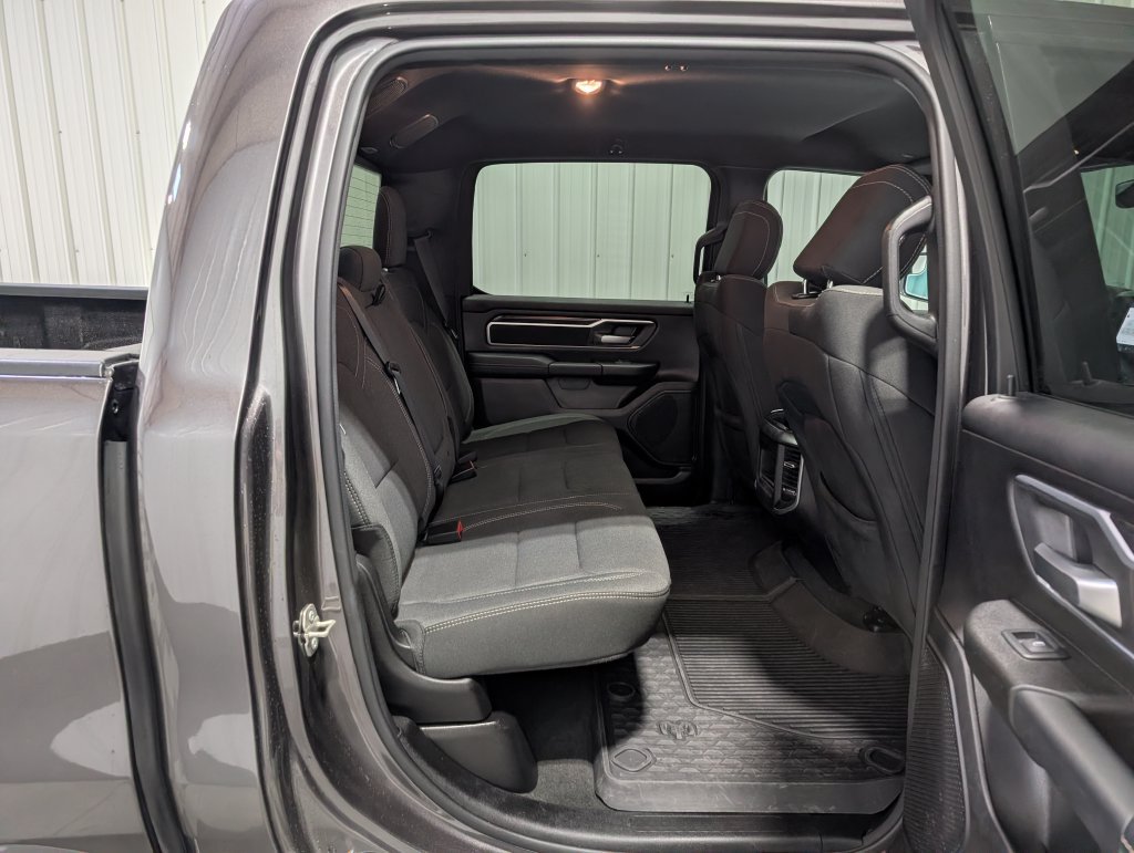 Used 2023 RAM 1500 Big Horn AWD/4WD image 27