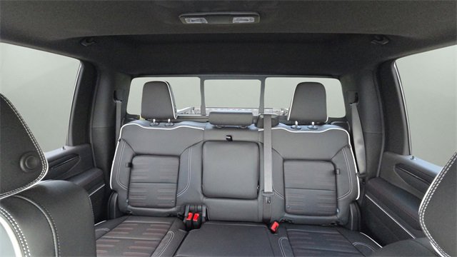 New 2025 GMC Sierra 2500 AT4X w/ AT4X AEV Edition image 15