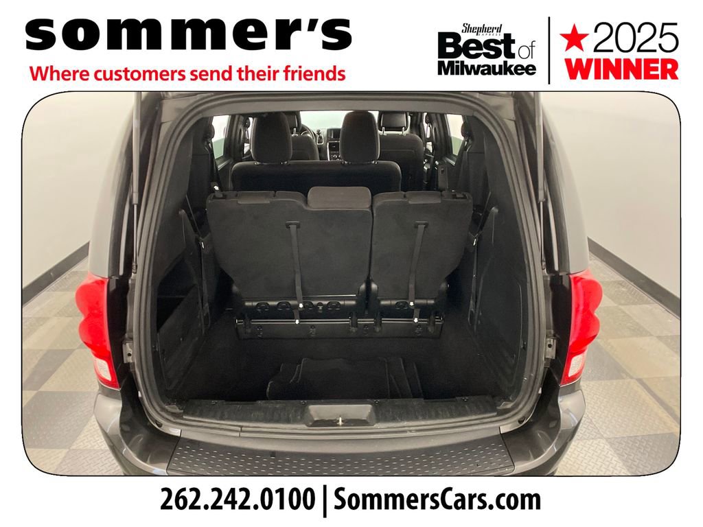 Used 2018 Dodge Grand Caravan SE image 20
