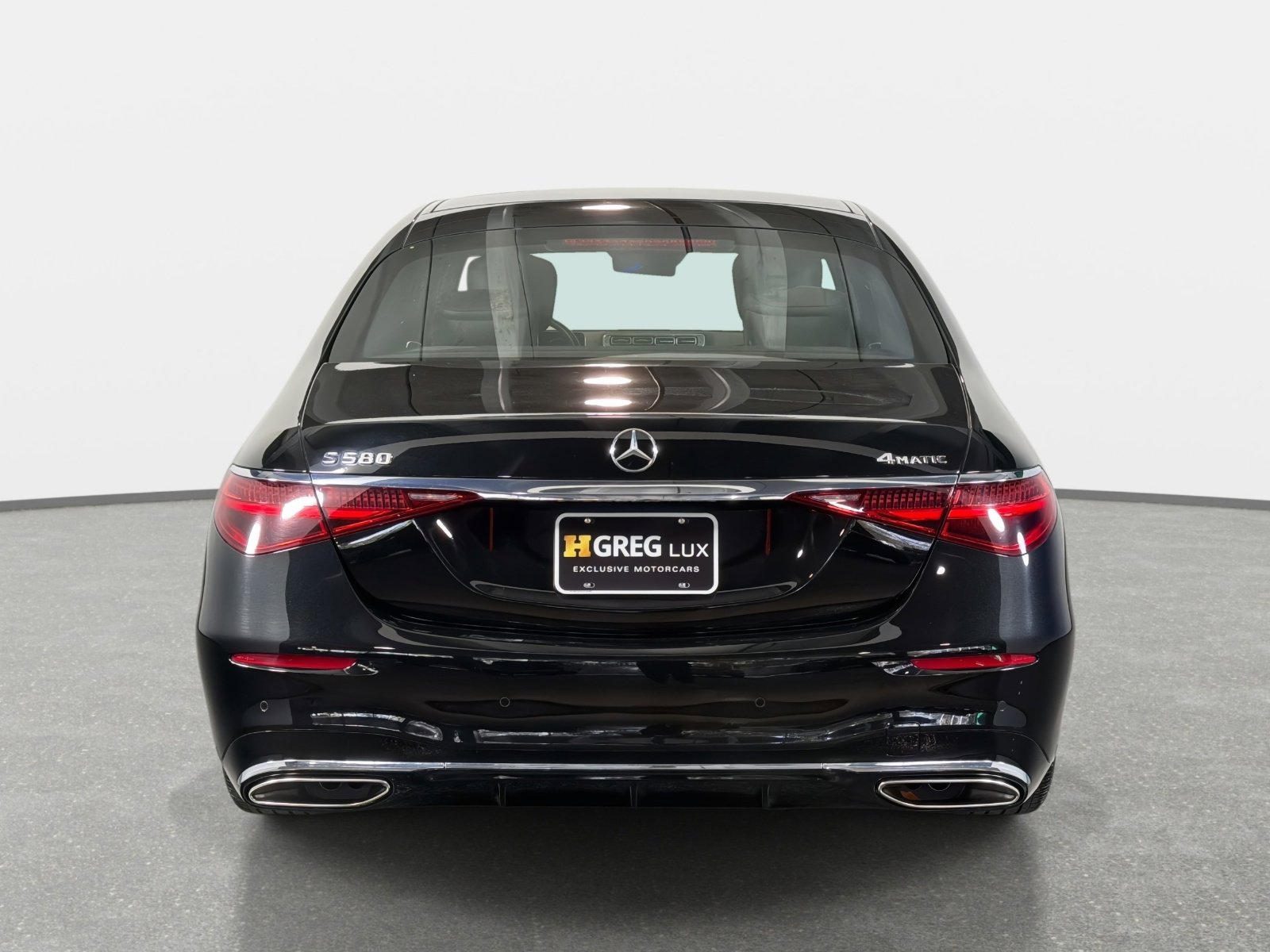 Used 2024 Mercedes-Benz S 580 4MATIC Sedan image 4