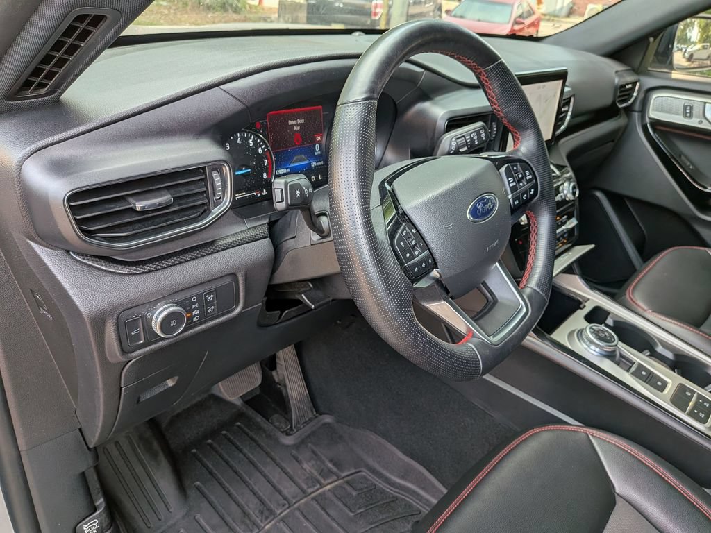 Used 2022 Ford Explorer ST-Line RWD image 35