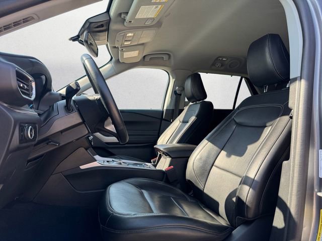 Used 2023 Ford Explorer Limited AWD/4WD image 9
