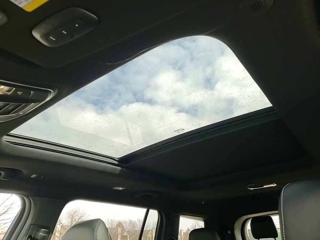 New 2026 Jeep Grand Cherokee L Limited image 31