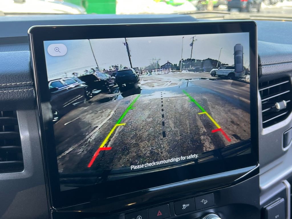 Used 2024 Ford Expedition Max XLT image 29