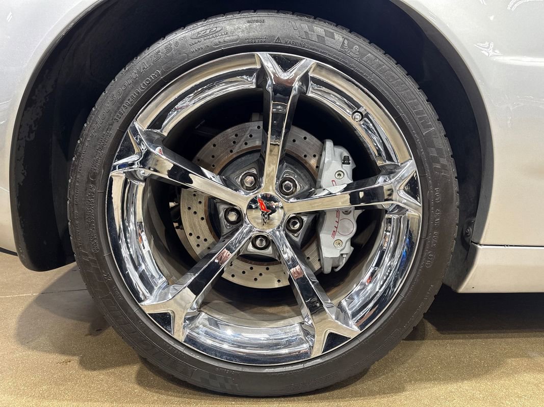 Used 2012 Chevrolet Corvette Grand Sport w/ 3LT Preferred Equipment Group image 39