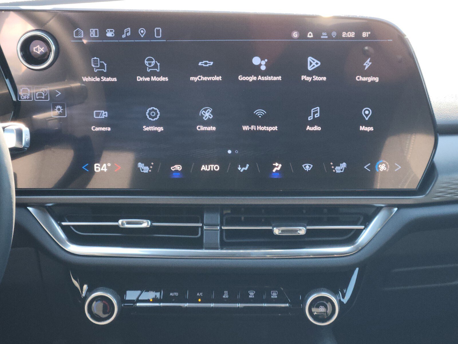 New 2026 Chevrolet Equinox EV LT w/ Comfort Package AWD/4WD image 9