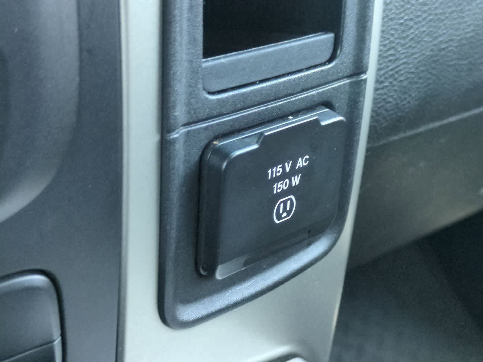 Used 2014 RAM 1500 Outdoorsman AWD/4WD image 31