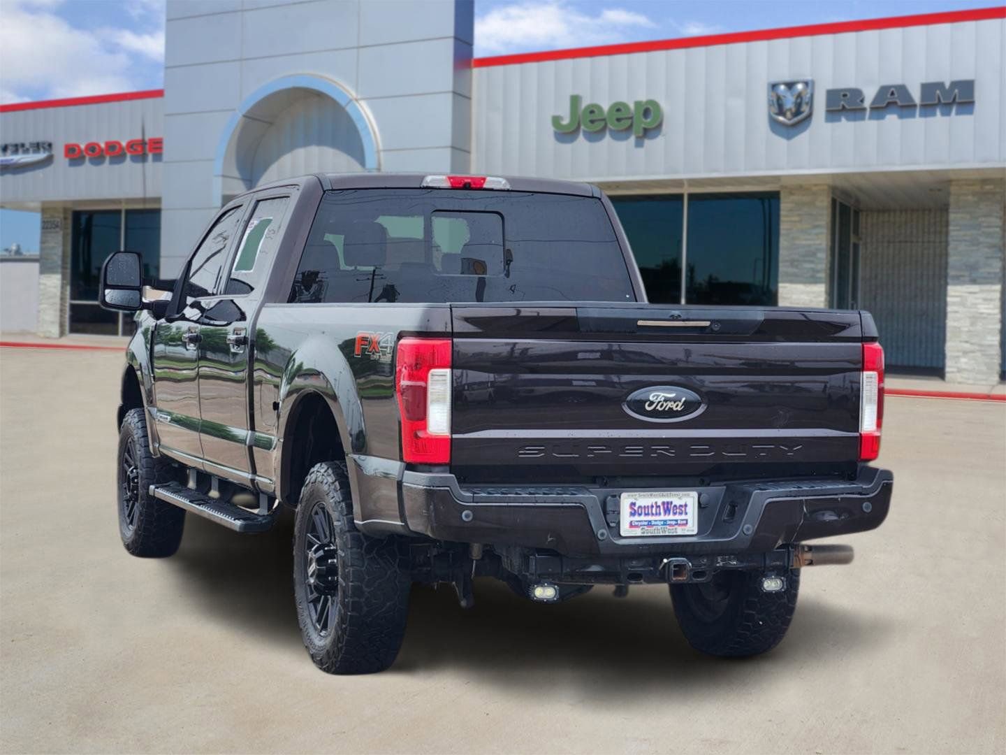 Used 2019 Ford F250 Lariat w/ Lariat Ultimate Package AWD/4WD image 4