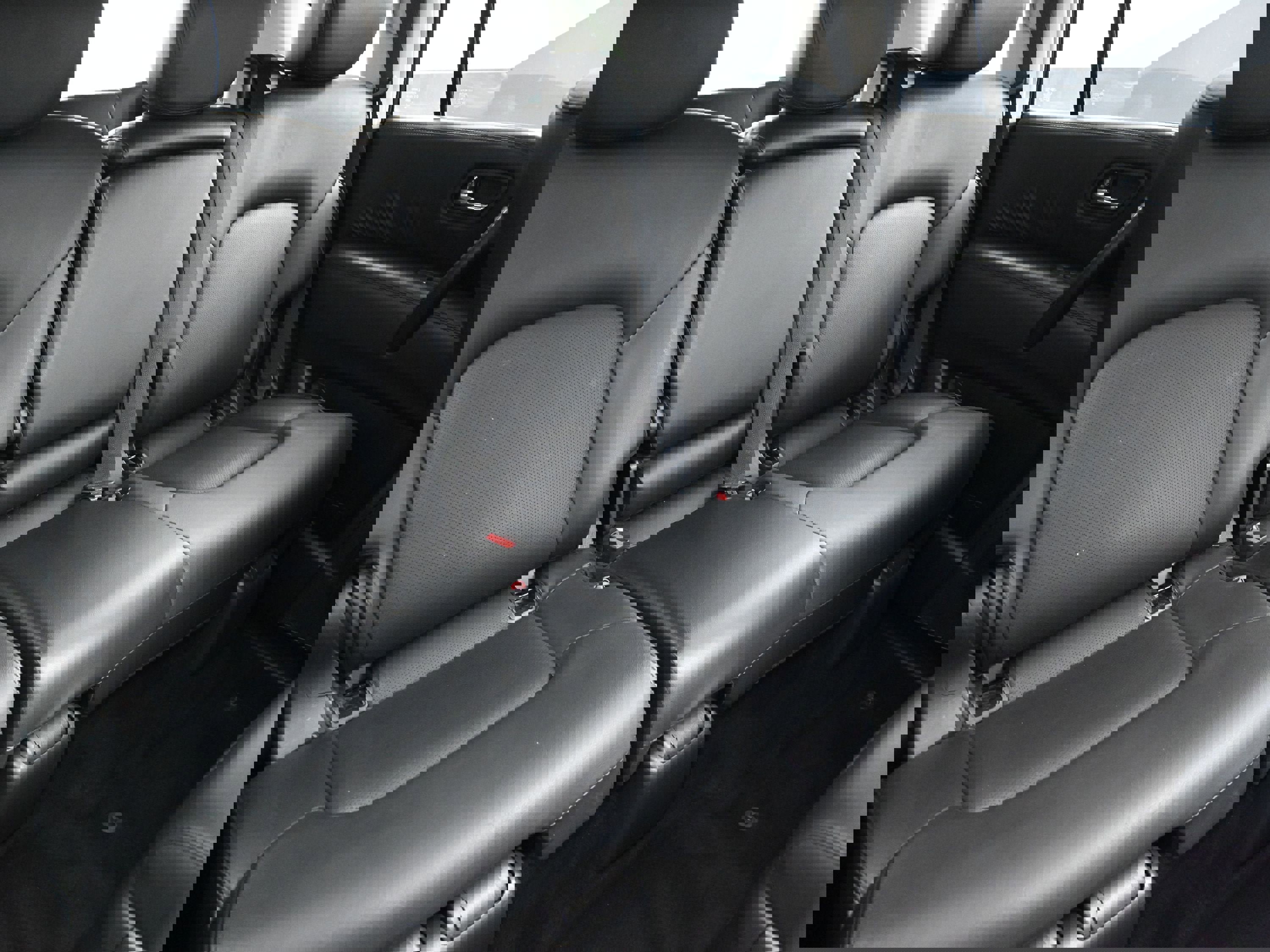 Used 2023 Nissan Armada SL image 78