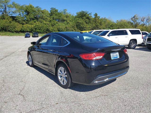 Used 2016 Chrysler 200 Limited w/ Convenience Group image 6