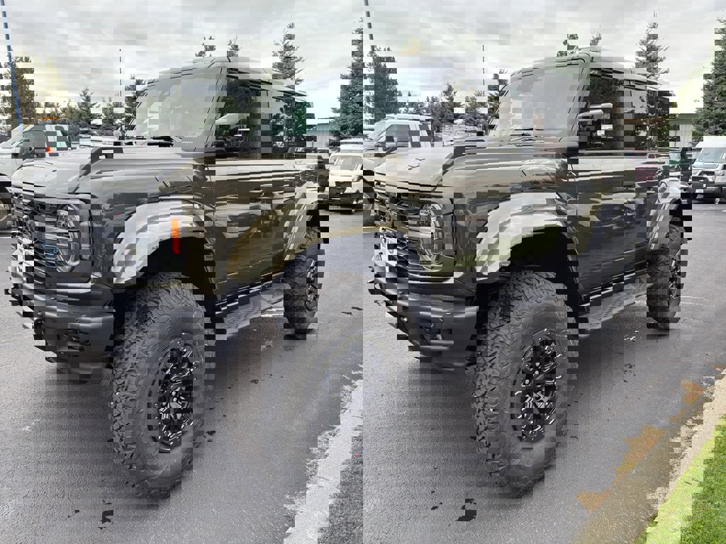 New 2025 Ford Bronco Raptor image 3