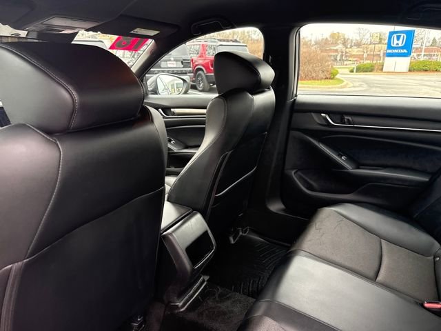 Certified 2018 Honda Accord Sport image 19