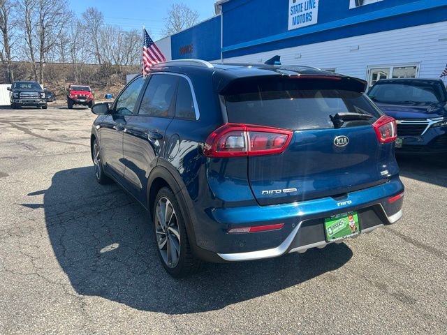Used 2017 Kia Niro Touring image 12
