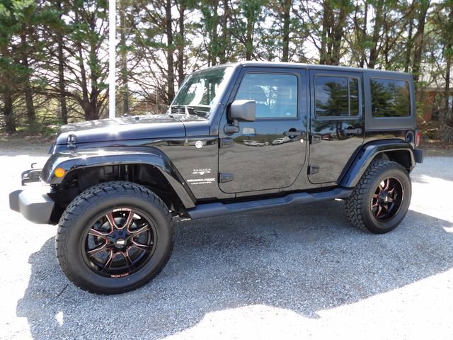 Used 2018 Jeep Wrangler Unlimited Sahara image 1