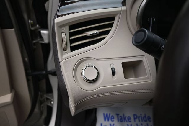Used 2016 Buick LaCrosse Leather FWD image 31