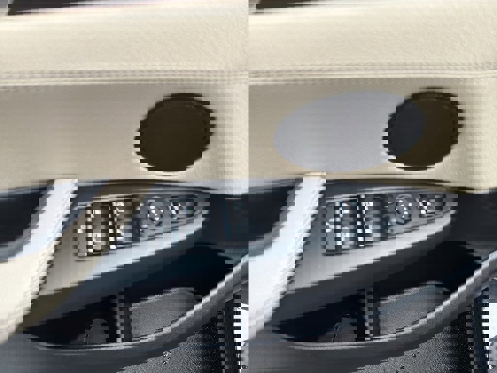 Used 2015 BMW X3 xDrive28i image 15