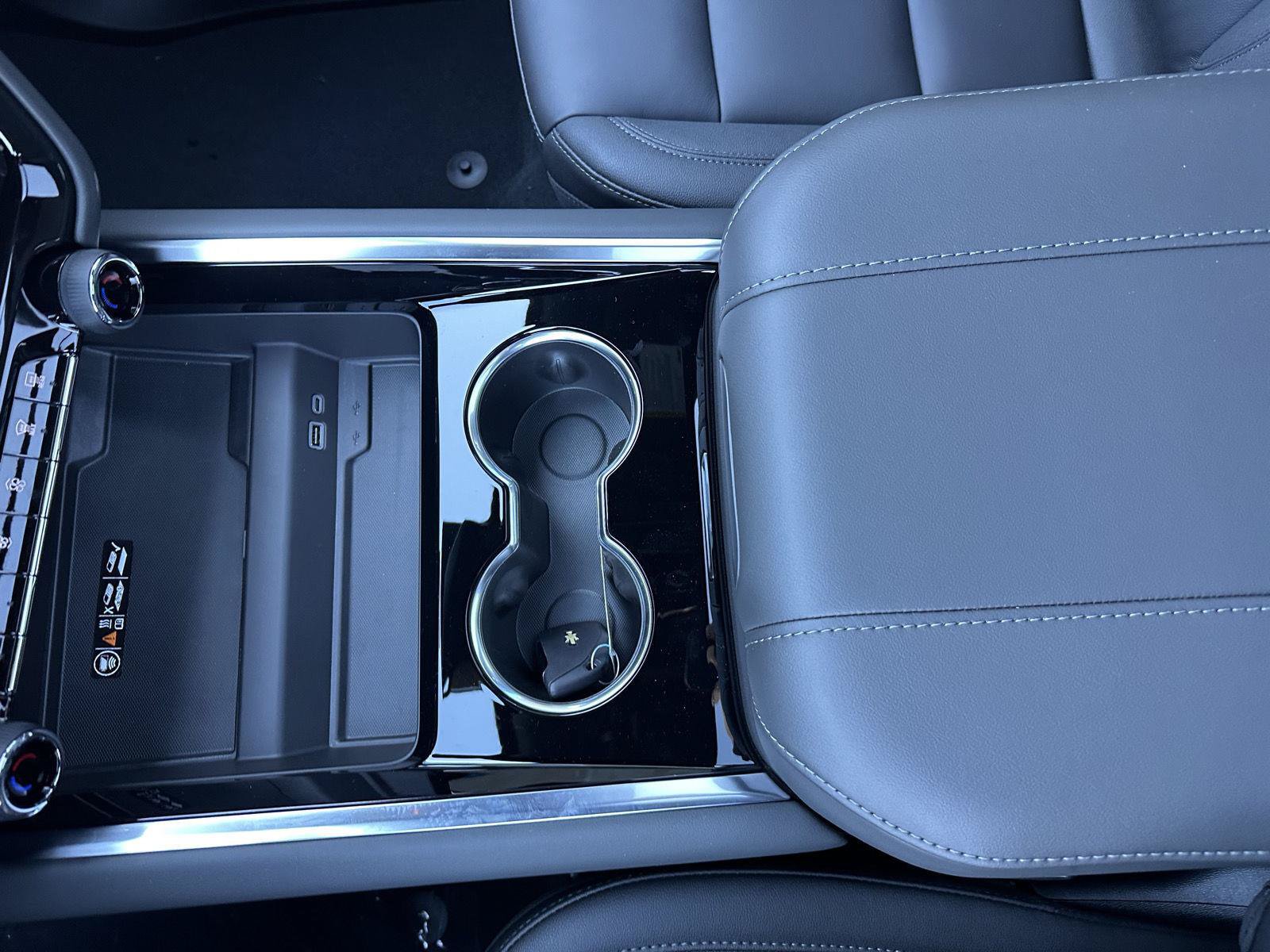New 2027 Chevrolet Tahoe LT AWD/4WD image 24