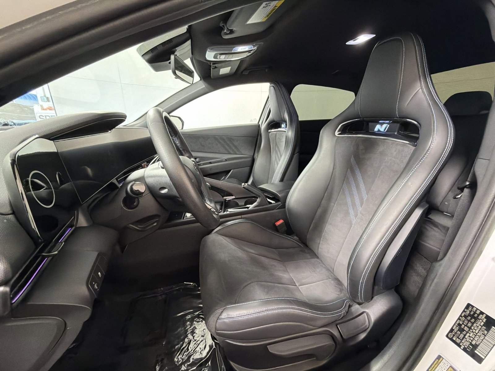 Used 2024 Hyundai Elantra N Base image 13