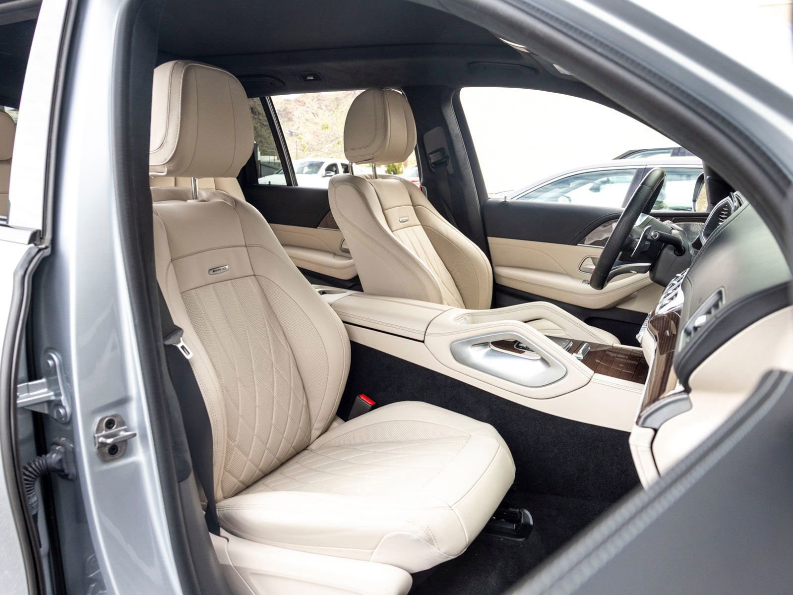 Used 2023 Mercedes-Benz GLS 63 AMG 4MATIC image 28