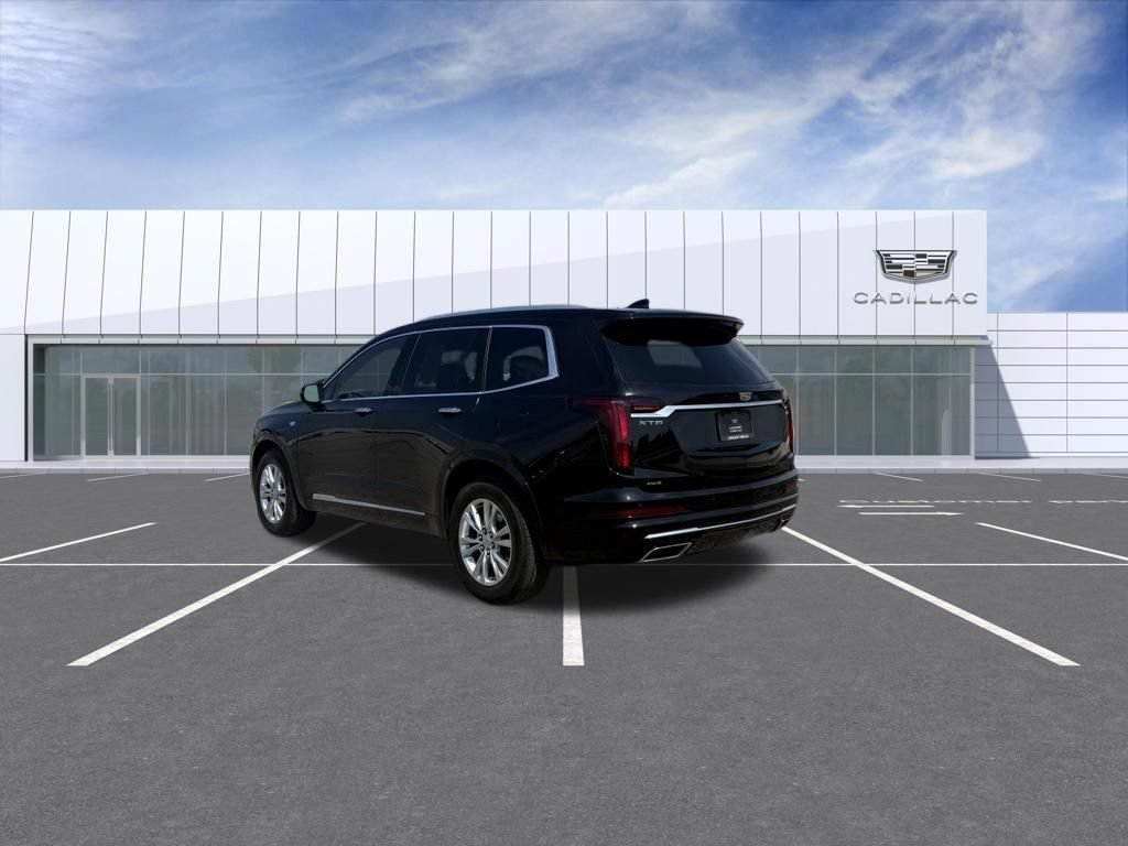 Certified 2024 Cadillac XT6 Luxury w/ LPO, Floor Liner Package AWD/4WD image 4