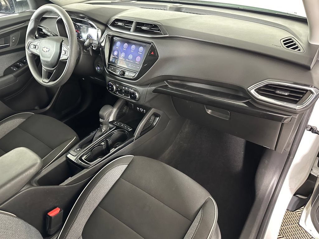 Used 2023 Chevrolet TrailBlazer LT w/ Convenience Package AWD/4WD image 31