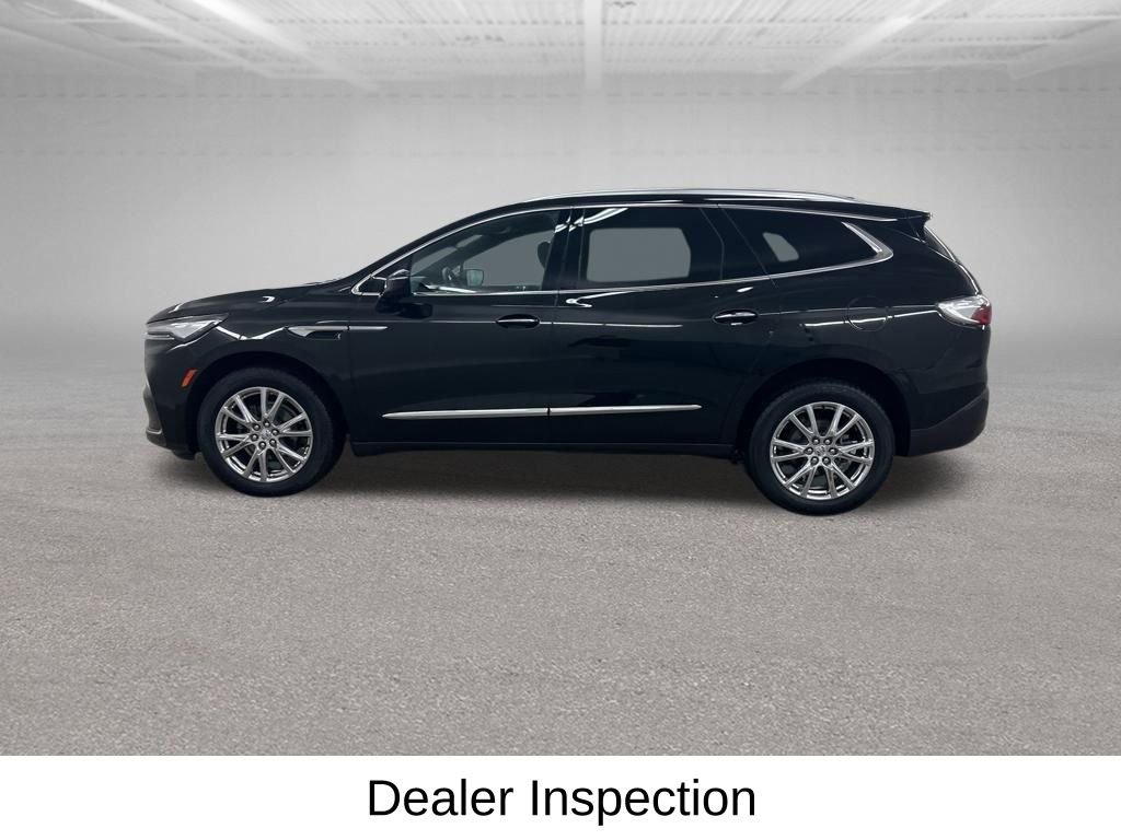 Used 2024 Buick Enclave Essence w/ Experience Buick Package image 8