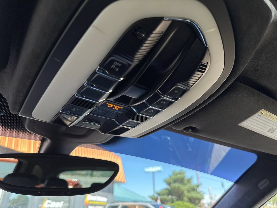 Used 2013 Porsche Cayenne GTS AWD/4WD image 36