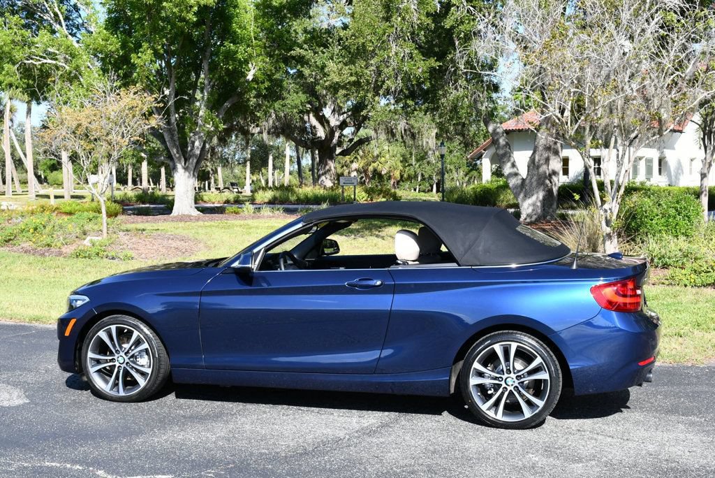 Used 2017 BMW 230i xDrive Convertible AWD/4WD image 4