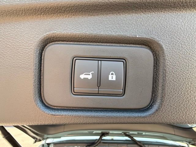 New 2026 Nissan Pathfinder Platinum w/ Cargo Package image 19