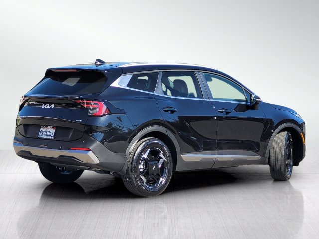 Used 2026 Kia Sportage EX AWD/4WD image 4