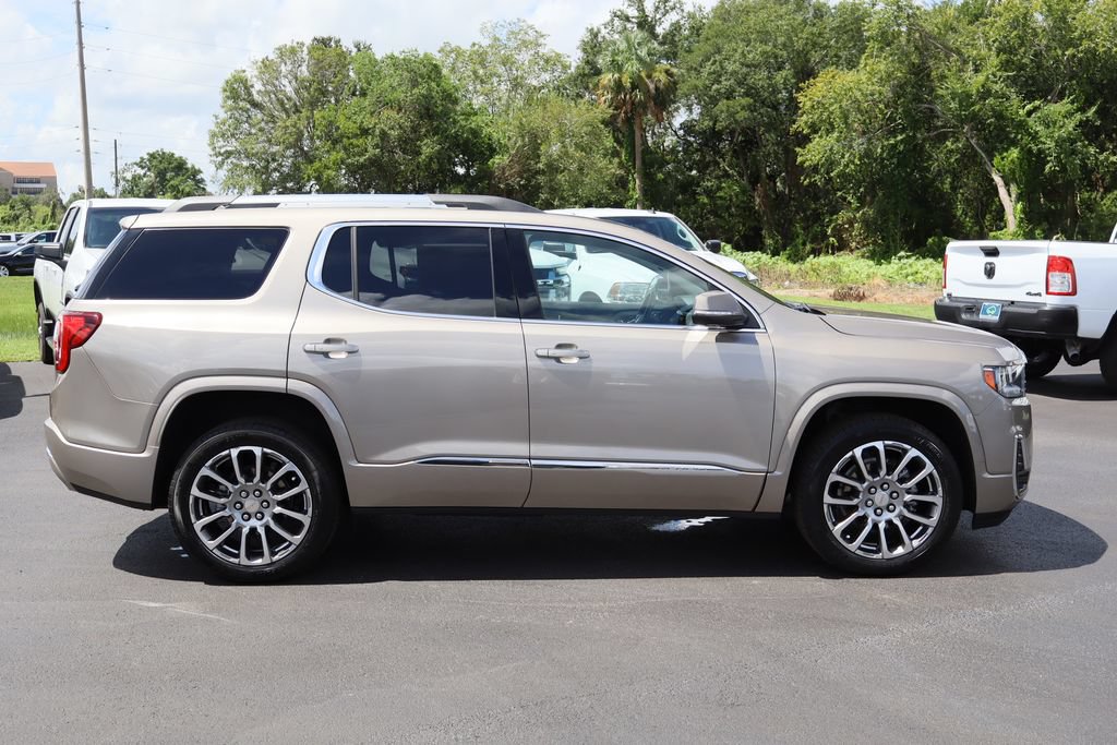 Certified 2022 GMC Acadia Denali w/ Denali Ultimate Package FWD image 10