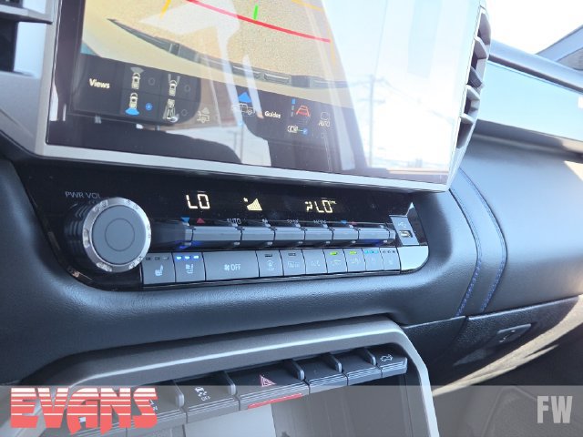 New 2026 Toyota Tundra Platinum AWD/4WD image 10