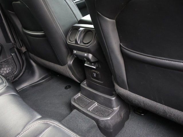 Used 2018 Jeep Wrangler Unlimited Sahara w/ Quick Order Package 24M Moab image 18